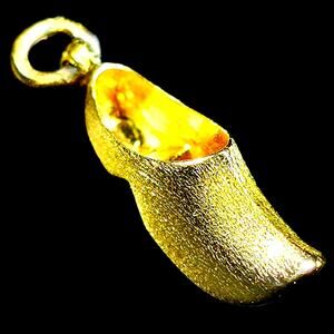 Vintage 14K yellow gold wooden 3D shoe brushed finish.